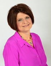 Headshot of Andrea Baer